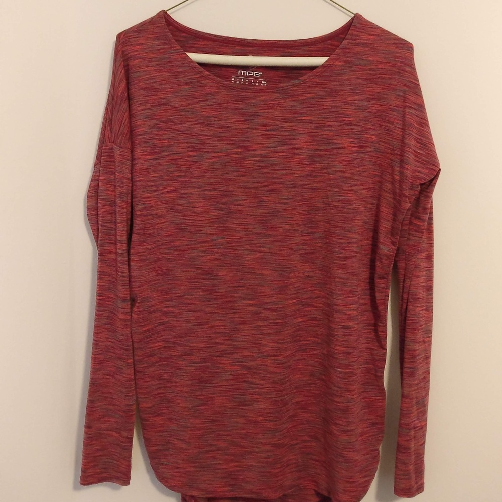 Athletic Long-Sleeve Tee